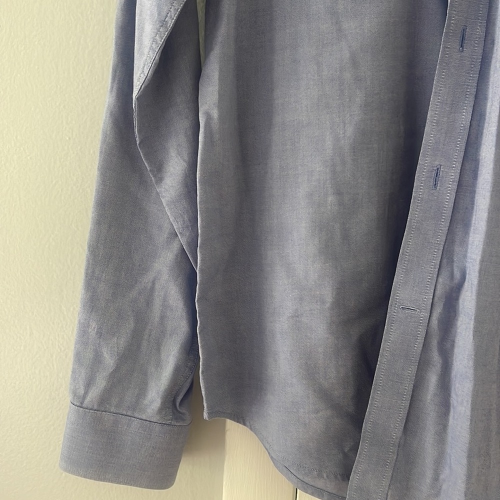 Express fitted button down - Picture 3 of 11